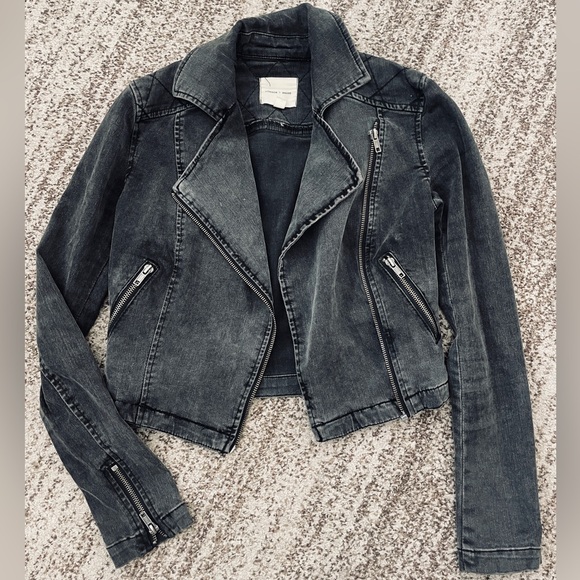 Silence + Noise Grey Washed Denim Moto Jacket Sz
XS - Picture 1 of 4